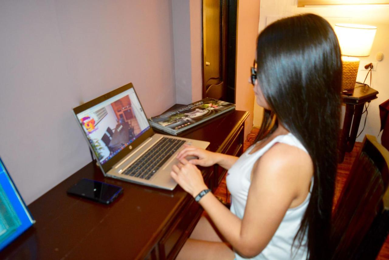 Hostal Villa 97 กวายากิล ภายนอก รูปภาพ