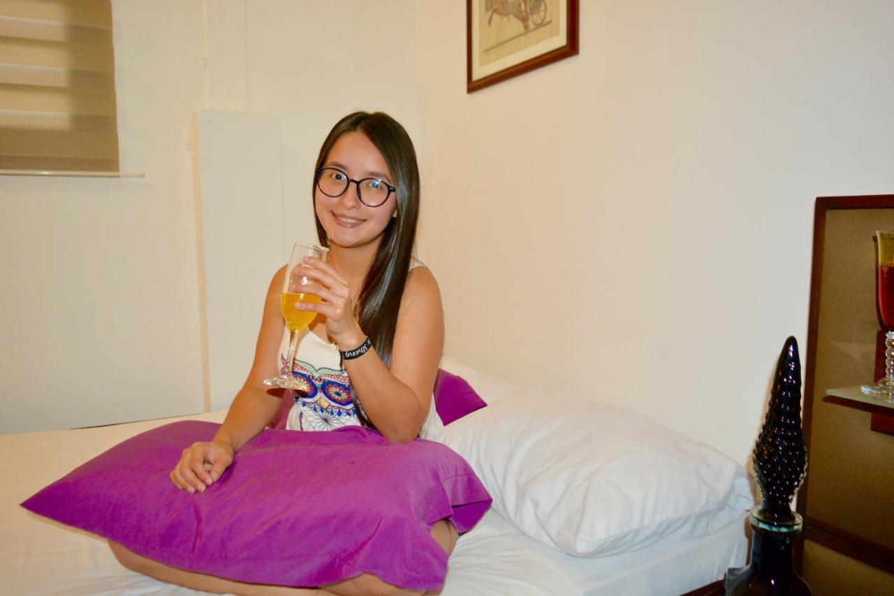 Hostal Villa 97 กวายากิล ภายนอก รูปภาพ