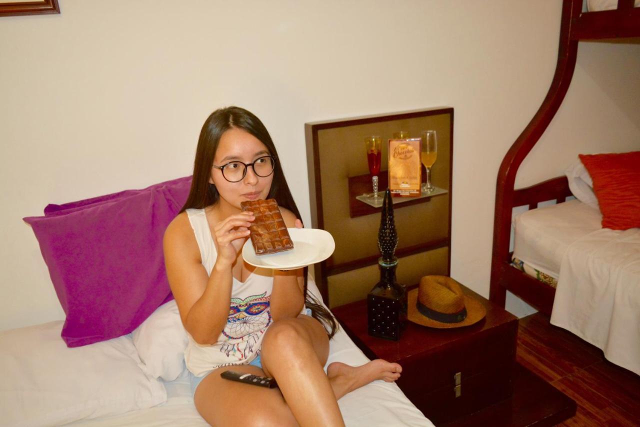 Hostal Villa 97 กวายากิล ภายนอก รูปภาพ