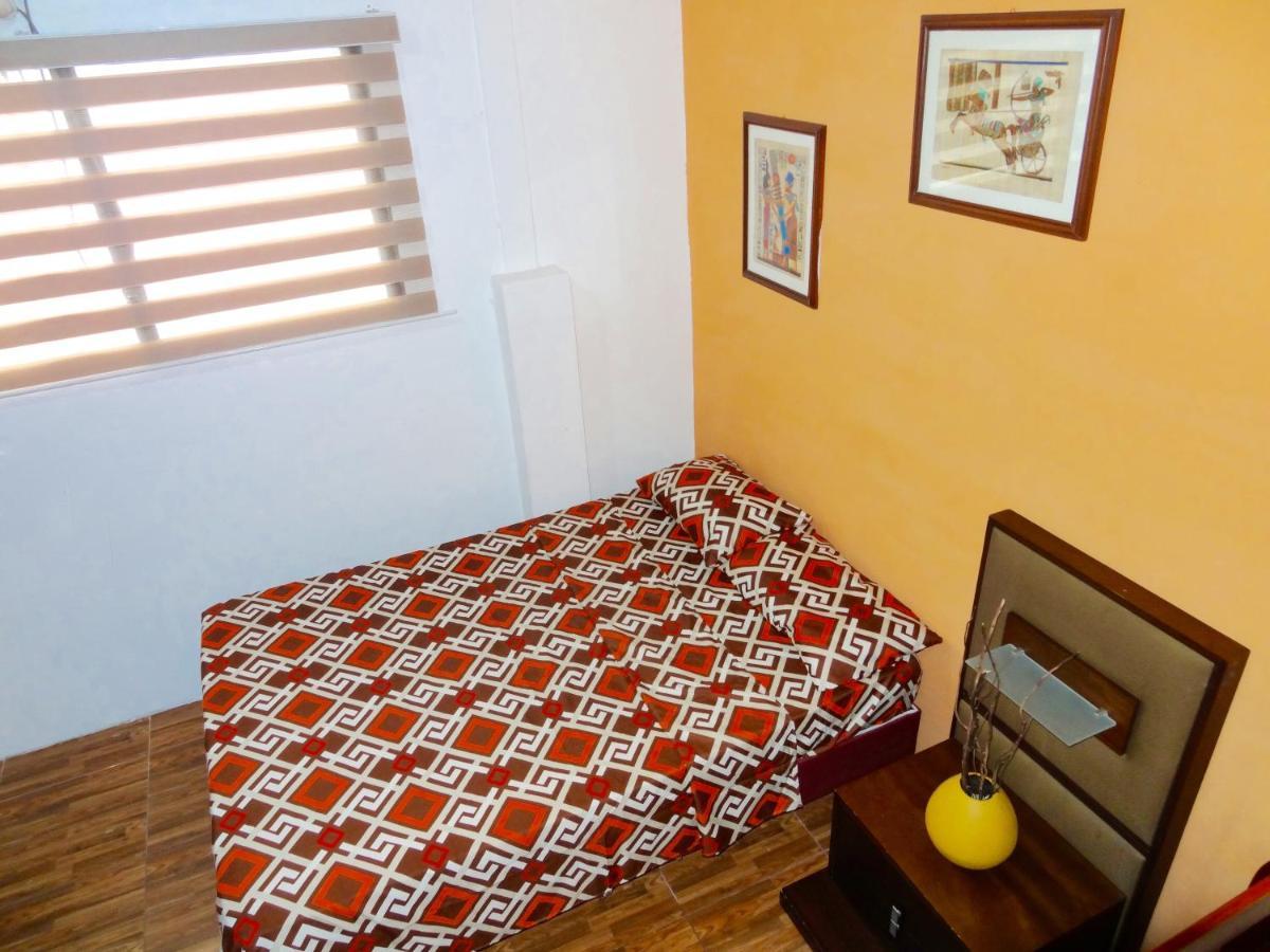 Hostal Villa 97 กวายากิล ภายนอก รูปภาพ
