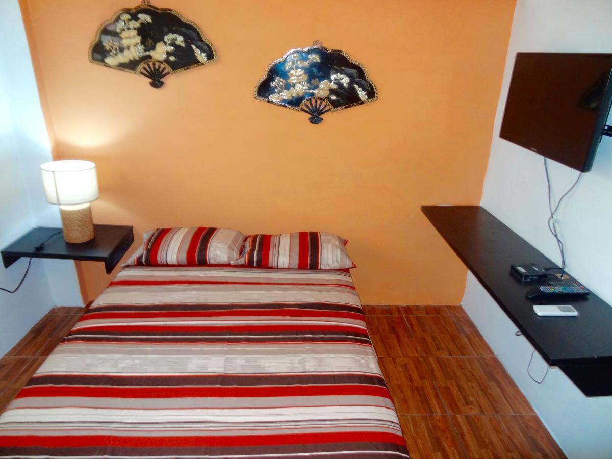 Hostal Villa 97 กวายากิล ภายนอก รูปภาพ