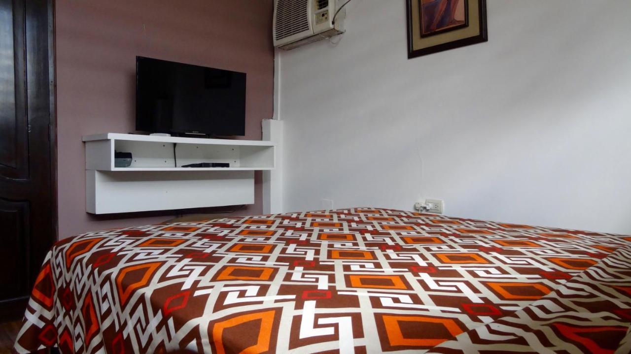 Hostal Villa 97 กวายากิล ภายนอก รูปภาพ